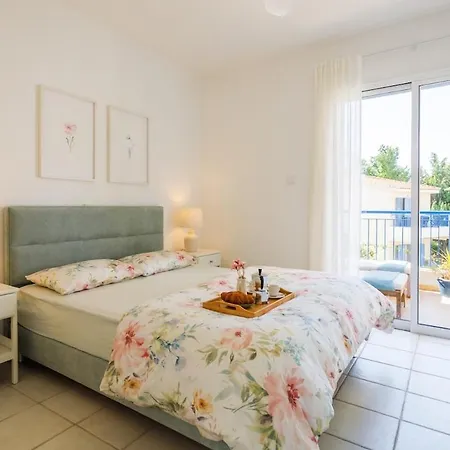 Mediterranean Dream By The Sea Apartmán Paphos