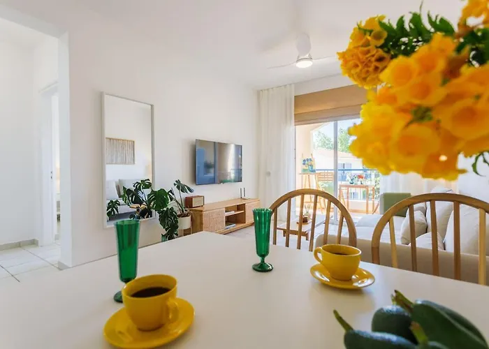 Mediterranean Dream By The Sea Apartment